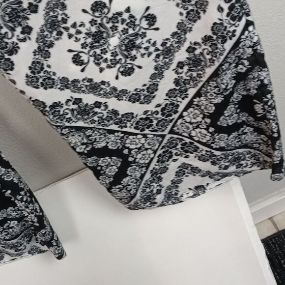 Calvin Klein Women Black and White Boho Chic Wide Leg Pants sz 1X - Picture 4 of 11